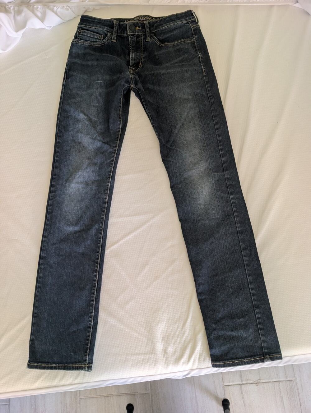American Eagle Extreme Flex Slim Womans Jeans Dark Wash Blue 28x32